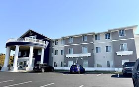 Mainstay Suites Madison Airport