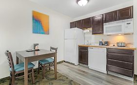 Mainstay Suites Madison Airport